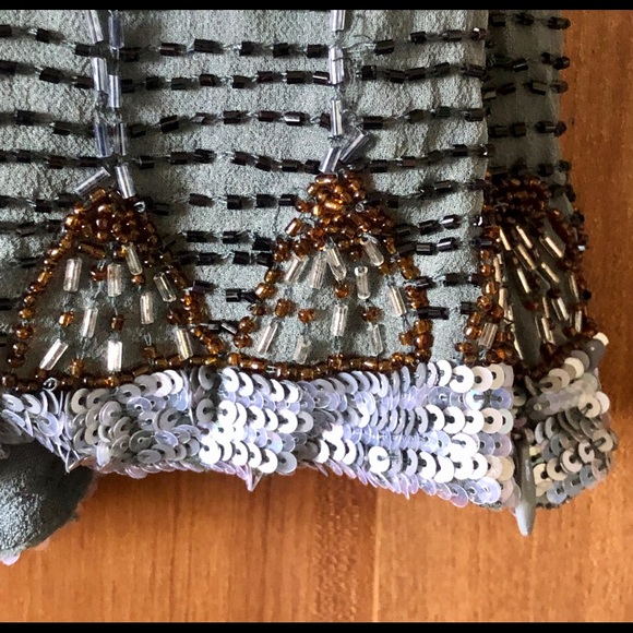 Sequined beaded handsewn silk top - Picture 3 of 10